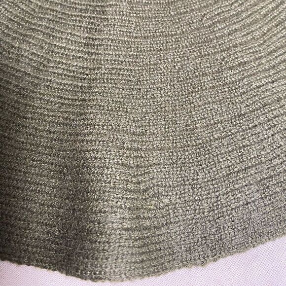 Ralph Lauren Vintage Fall 2003 Collection Loden Green Ruffle Wrap Cashmere Shawl - Picture 2 of 8